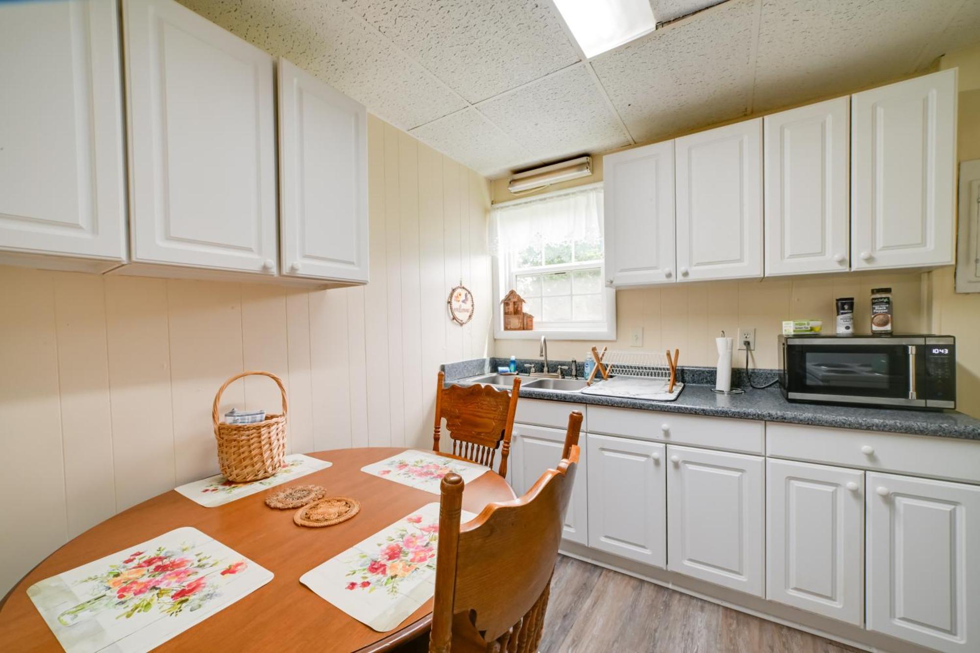 Serene Mcewen Cottage About 2 Mi To Golf Course! Exteriér fotografie