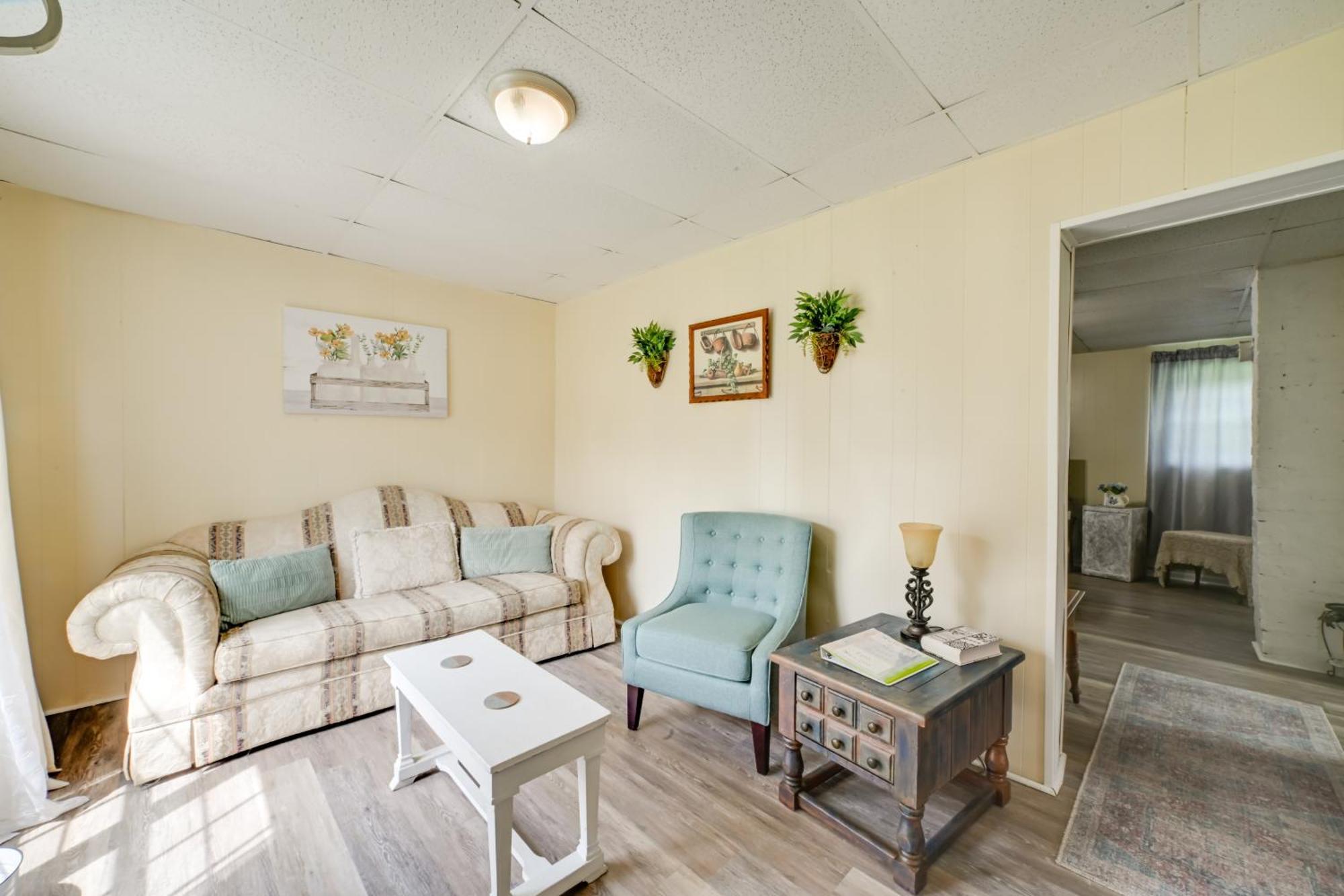 Serene Mcewen Cottage About 2 Mi To Golf Course! Exteriér fotografie
