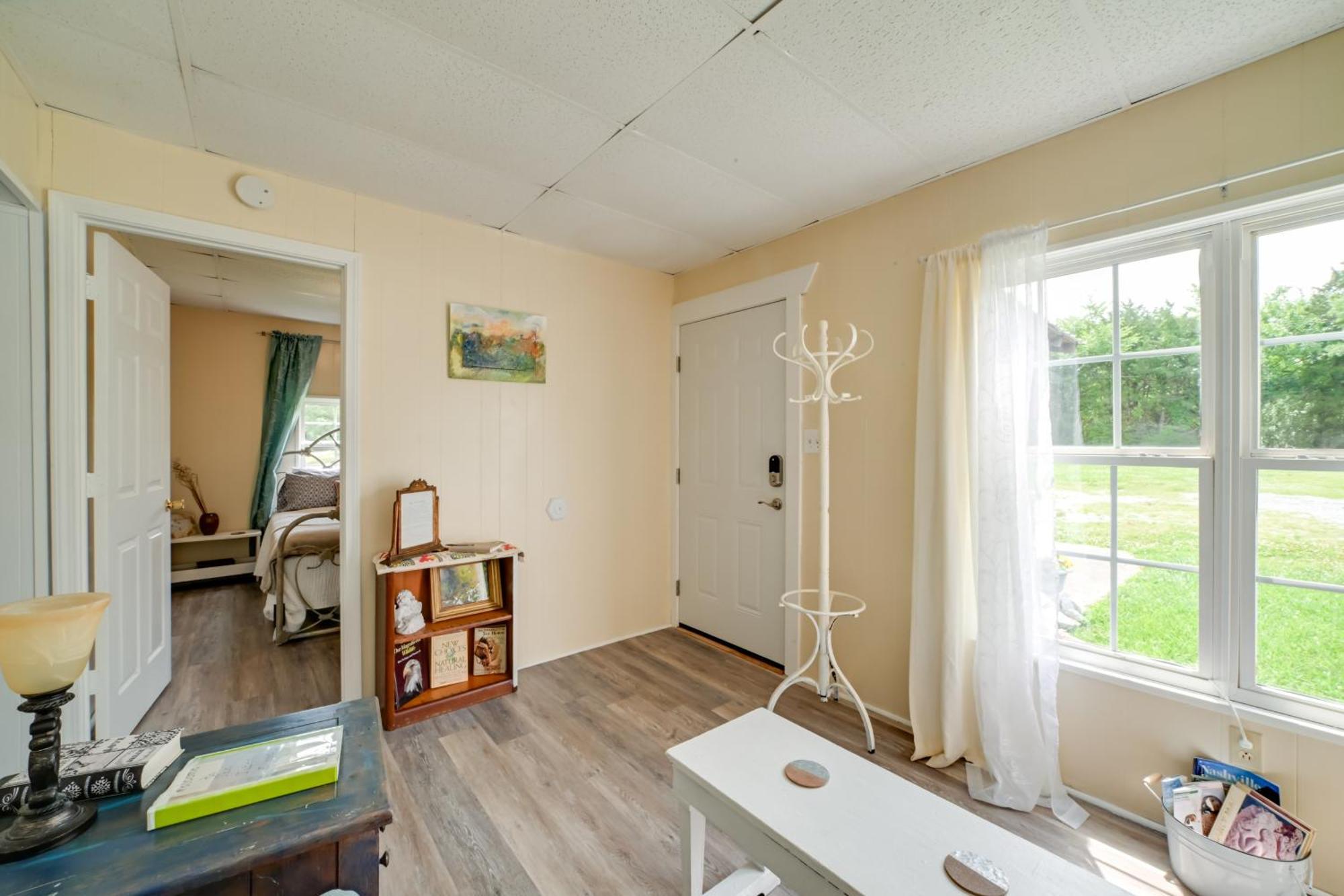 Serene Mcewen Cottage About 2 Mi To Golf Course! Exteriér fotografie